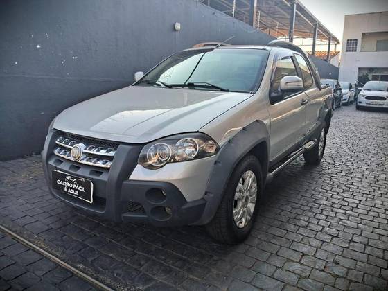 FIAT STRADA 1.8 MPI ADVENTURE CD 16V FLEX 2P MANUAL